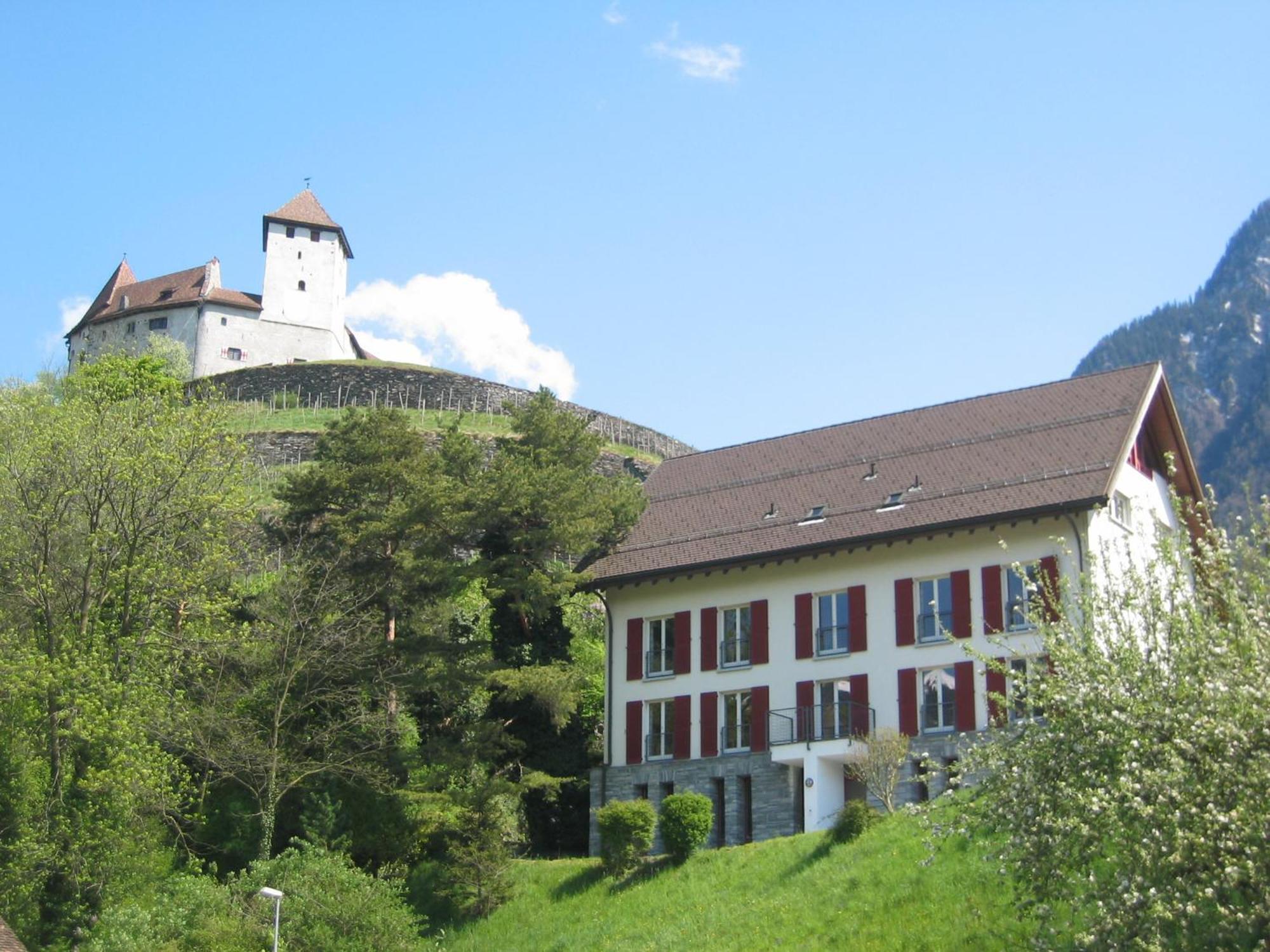 Haus Gutenberg Balzers Exterior foto