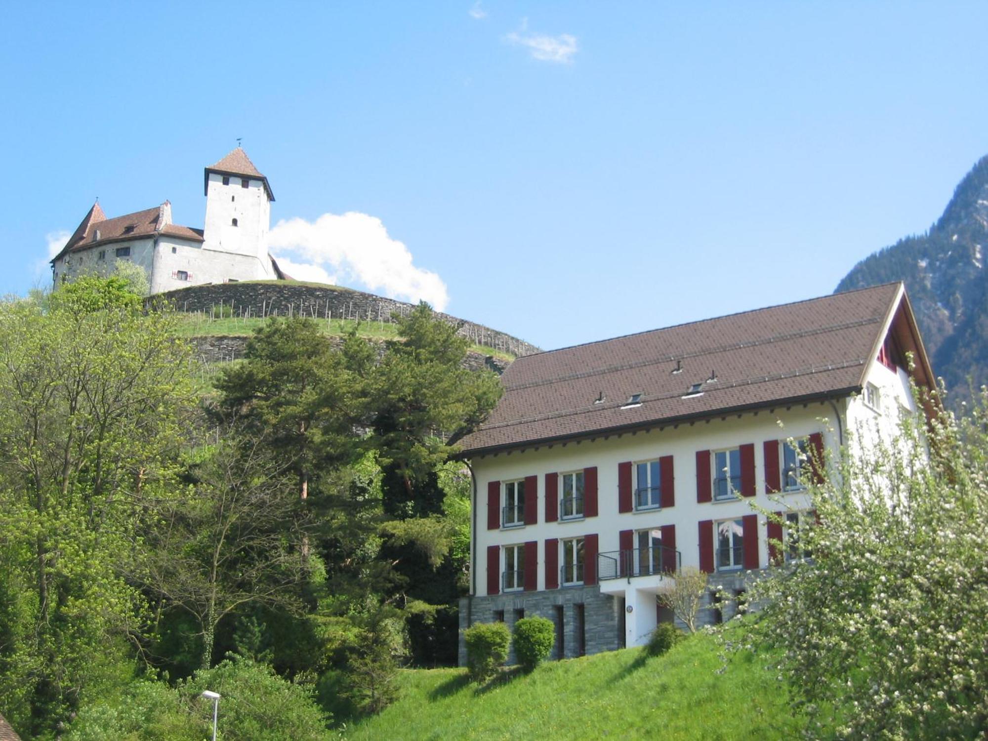 Hotel Haus Gutenberg Balzers Exterior foto